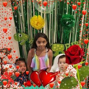 Meet your Posher, Sandy